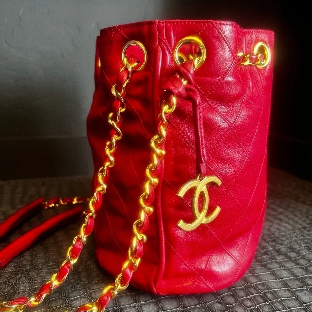 Chanel bicolore vintage lambskin chain shoulder bag. RARE - Picture 6 of 17